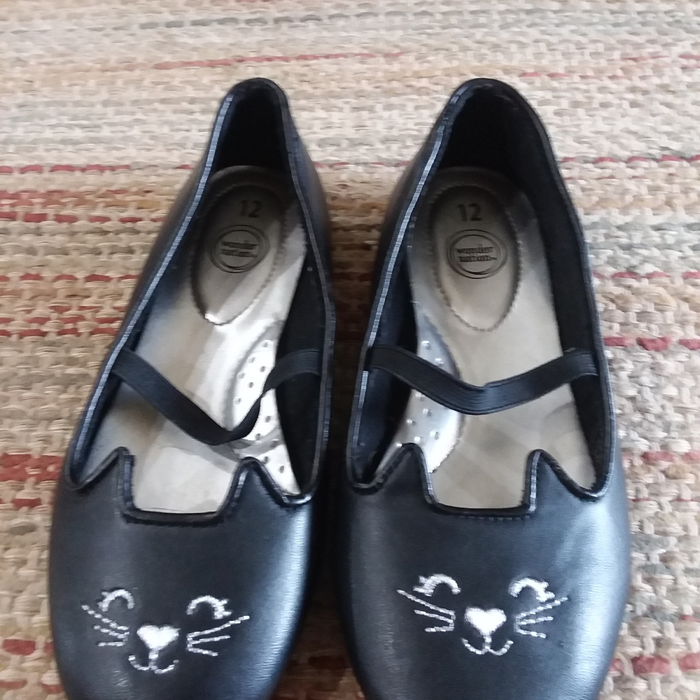 Cute little girls kitty flats